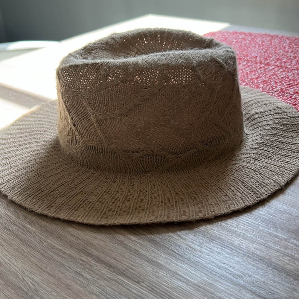 Knit Hat - Picture 3 of 9